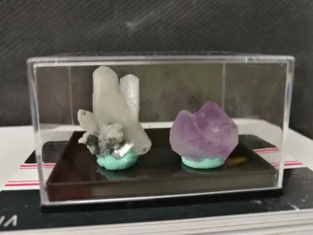 19.0 gNatural cristal violet, alb calcit, bine cristal mineral specimen cutie