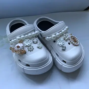 De lux, Masina de Dovleac CROC Farmece Designer DIY Lanț Pearl Pantofi Decaration Farmec pentru Croc SĂGEATE Saboți Copii Fete Baieti Femei Cadouri