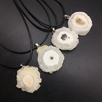 Naturale de Cuarț alb cluster de cristal felie independent pentru cadou